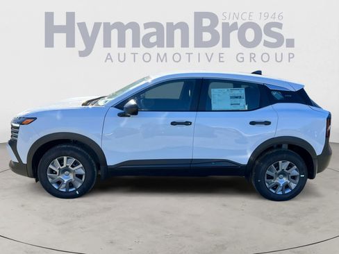 New 2026 Nissan Kicks S image 7