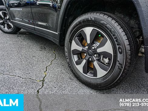 Used 2024 Jeep Grand Cherokee Limited 4xe AWD/4WD image 16