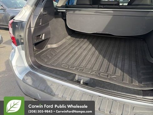 Used 2016 Subaru Outback 2.5i Limited image 31