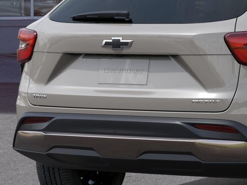New 2026 Chevrolet Trax ACTIV w/ Driver Confidence Package FWD image 14