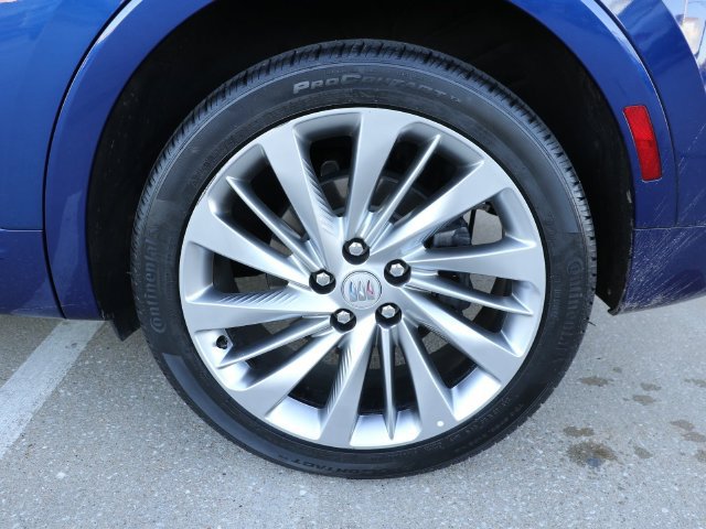 Used 2025 Buick Envision Avenir AWD/4WD image 8