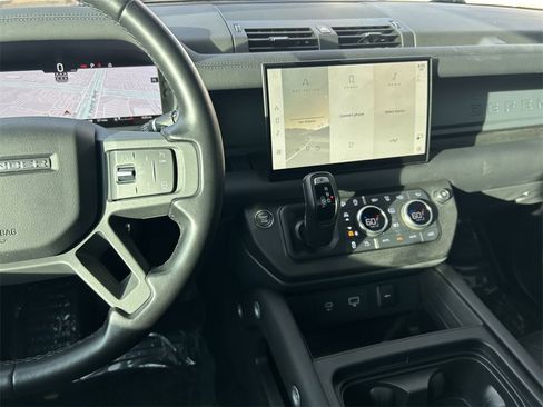 Used 2024 Land Rover Defender 130 X-Dynamic SE image 19