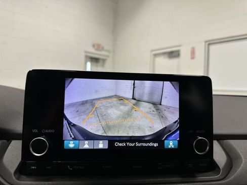 Used 2023 Honda Accord EX image 30