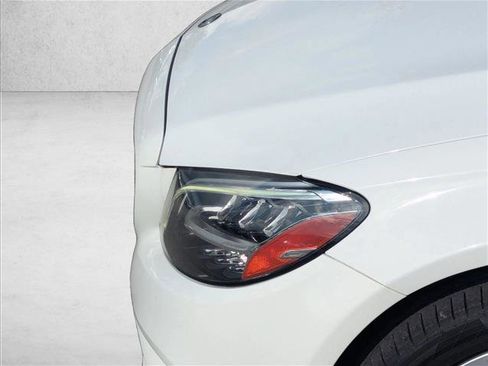 Certified 2019 Mercedes-Benz C 300 4MATIC Sedan image 14