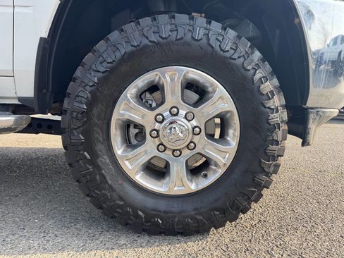 Used 2021 RAM 2500 Big Horn image 22