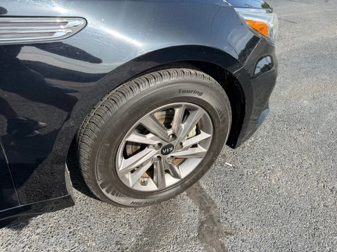 Used 2020 Kia Optima LX FWD image 17