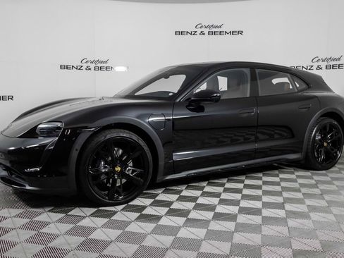 Used 2022 Porsche Taycan 4 Cross Turismo image 14