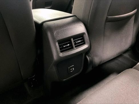 Used 2024 Chevrolet Equinox LT AWD/4WD image 27
