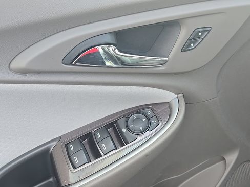 Certified 2024 Chevrolet Malibu LT FWD image 12