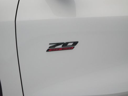 Used 2023 Chevrolet Corvette Stingray Premium Conv w/ Z51 Performance Package RWD image 33