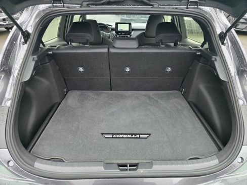 Used 2026 Toyota Corolla SE image 7