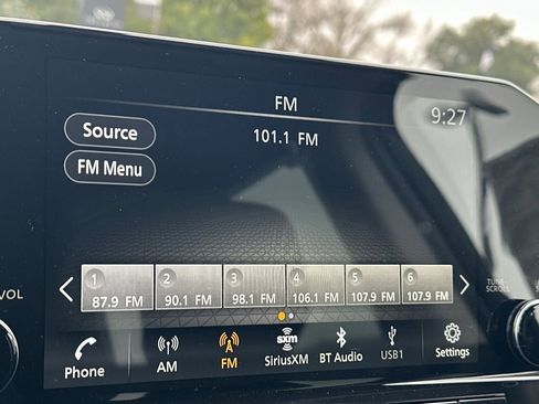 New 2025 Nissan Pathfinder SL image 23