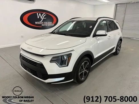 Used 2025 Kia Niro EX image 1