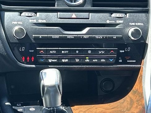Used 2017 Lexus RX 350 AWD w/ Premium Package image 24