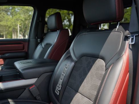 Used 2019 RAM 1500 Rebel AWD/4WD image 10