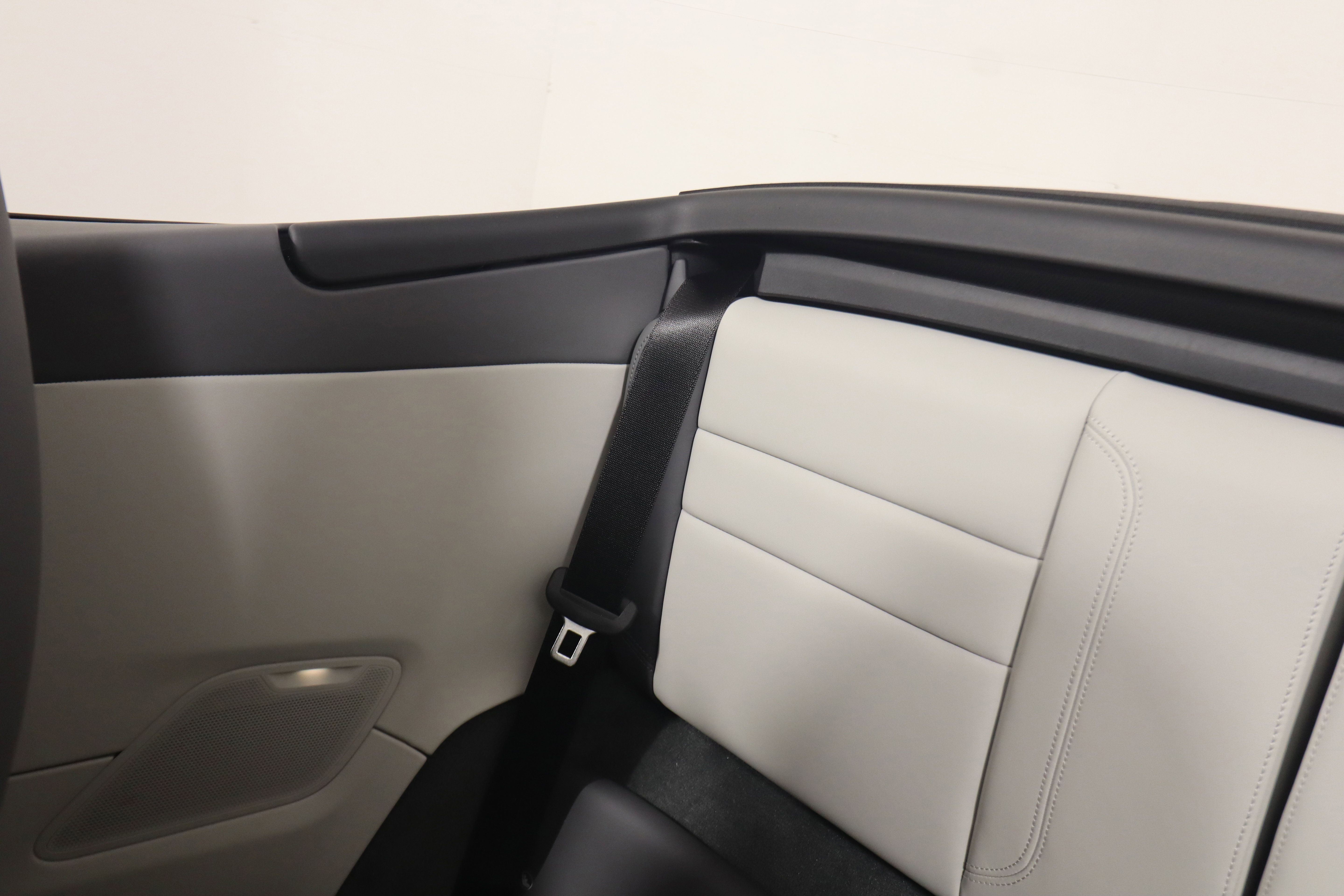 Certified 2026 Porsche 911 Carrera RWD image 15