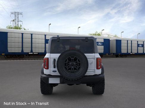 New 2026 Ford Bronco Badlands image 6