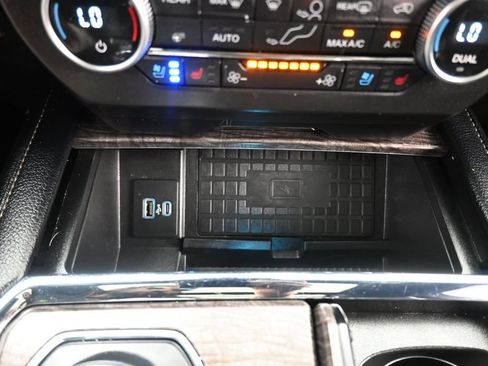 Used 2020 Ford Expedition Limited w/ Special Edition Package AWD/4WD image 21