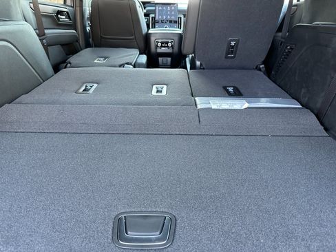 New 2026 GMC Yukon Denali w/ Sun & Power Step Package AWD/4WD image 16