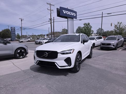 New 2026 Volvo XC60 B5 Plus w/ Protection Package Premier AWD/4WD image 3
