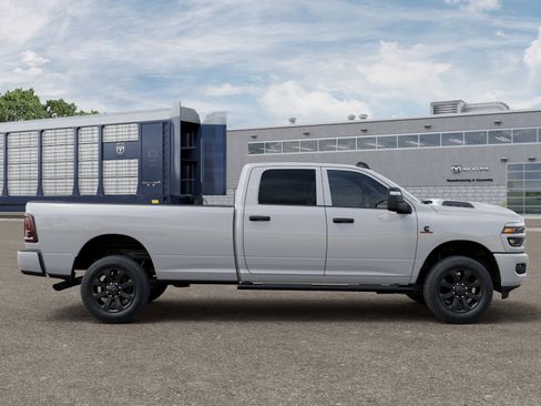 New 2026 RAM 2500 Tradesman AWD/4WD image 33