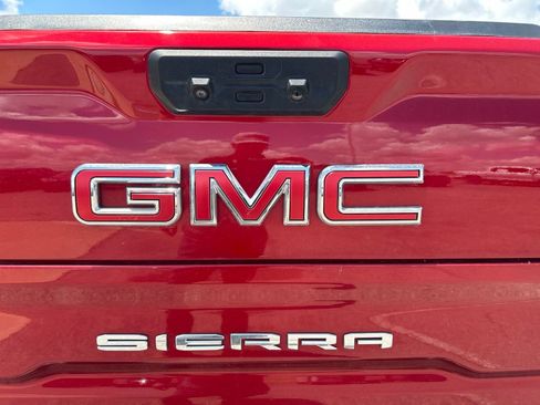 Used 2024 GMC Sierra 1500 SLT w/ SLT Premium Plus Package AWD/4WD image 12