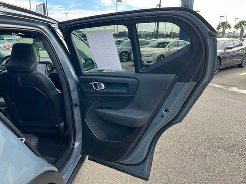 Used 2021 Volvo XC40 P8 Recharge w/ Advanced Package image 44