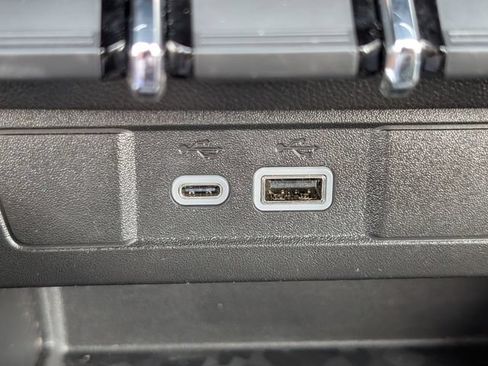 Used 2024 GMC Canyon Elevation w/ Convenience Package RWD image 21