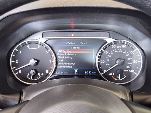 Used 2025 Nissan Altima 2.5 SV FWD image 16