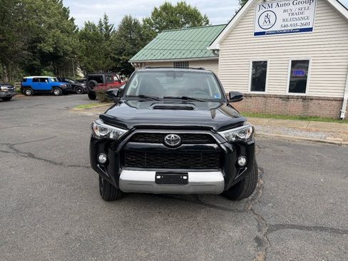 Used 2019 Toyota 4Runner TRD Off-Road Premium AWD/4WD image 2
