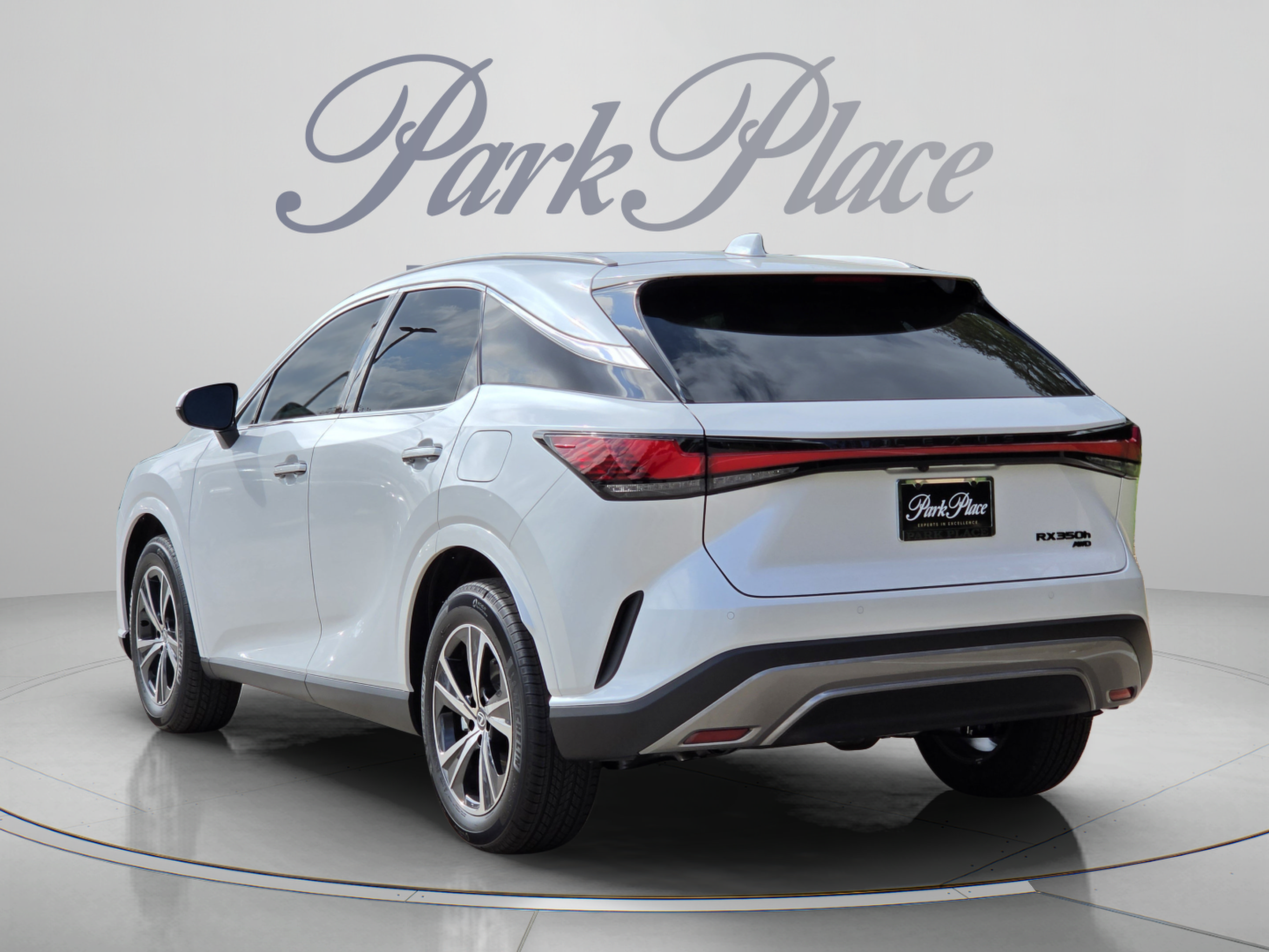 New 2026 Lexus RX 350h w/ Convenience Package AWD/4WD image 3