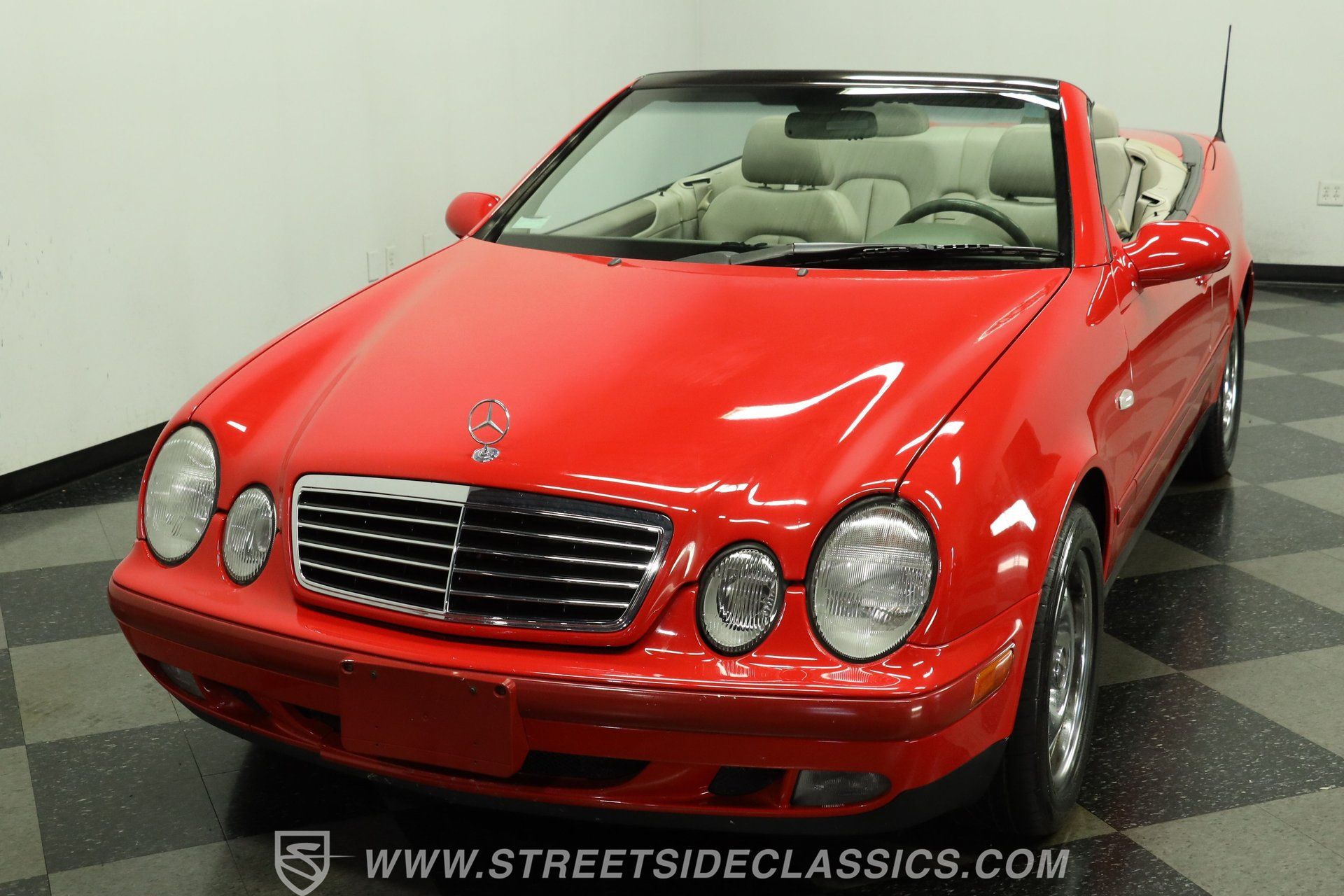 Used 1999 Mercedes-Benz CLK 320 Cabriolet image 17