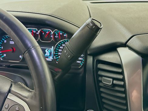 Used 2016 Chevrolet Suburban LT w/ LT Signature Package image 24