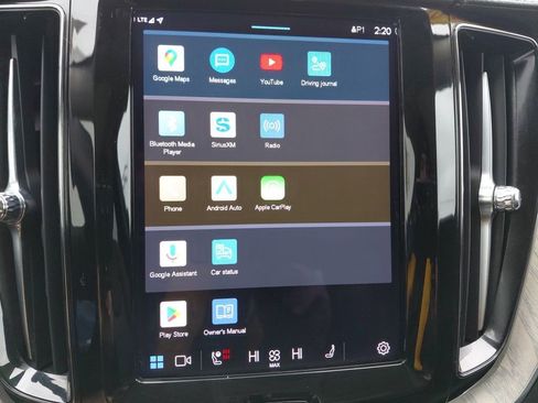 Used 2022 Volvo XC60 B5 Inscription w/ Advanced Package image 44