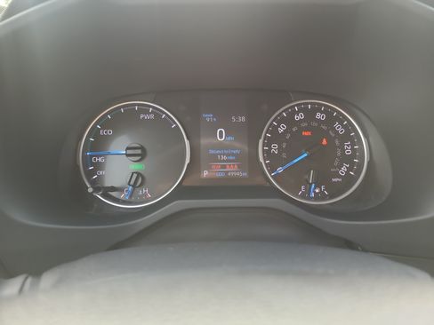 Certified 2022 Toyota RAV4 LE AWD/4WD image 22