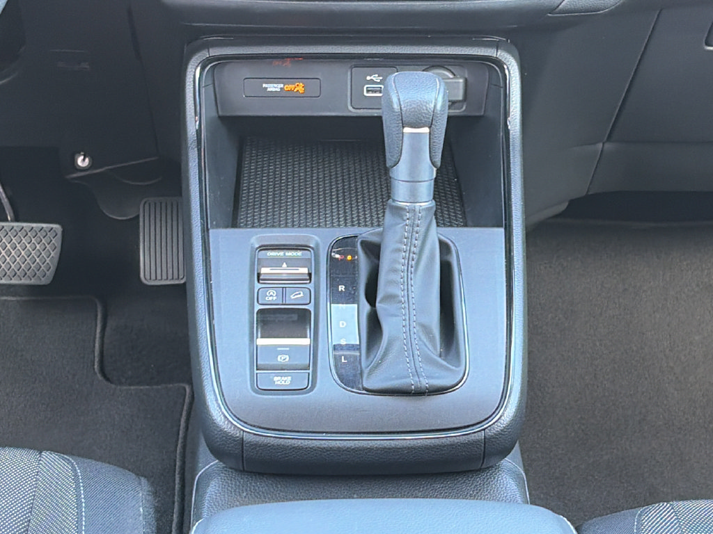 Used 2025 Honda CR-V LX image 15