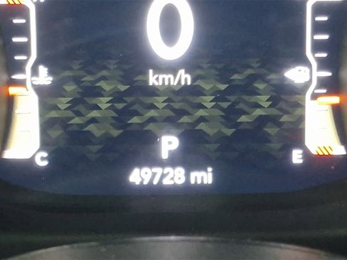 Used 2023 Jeep Wrangler Sport image 15