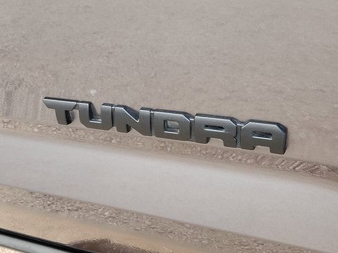 Used 2023 Toyota Tundra SR5 w/ SR5 Convenience Package AWD/4WD image 8