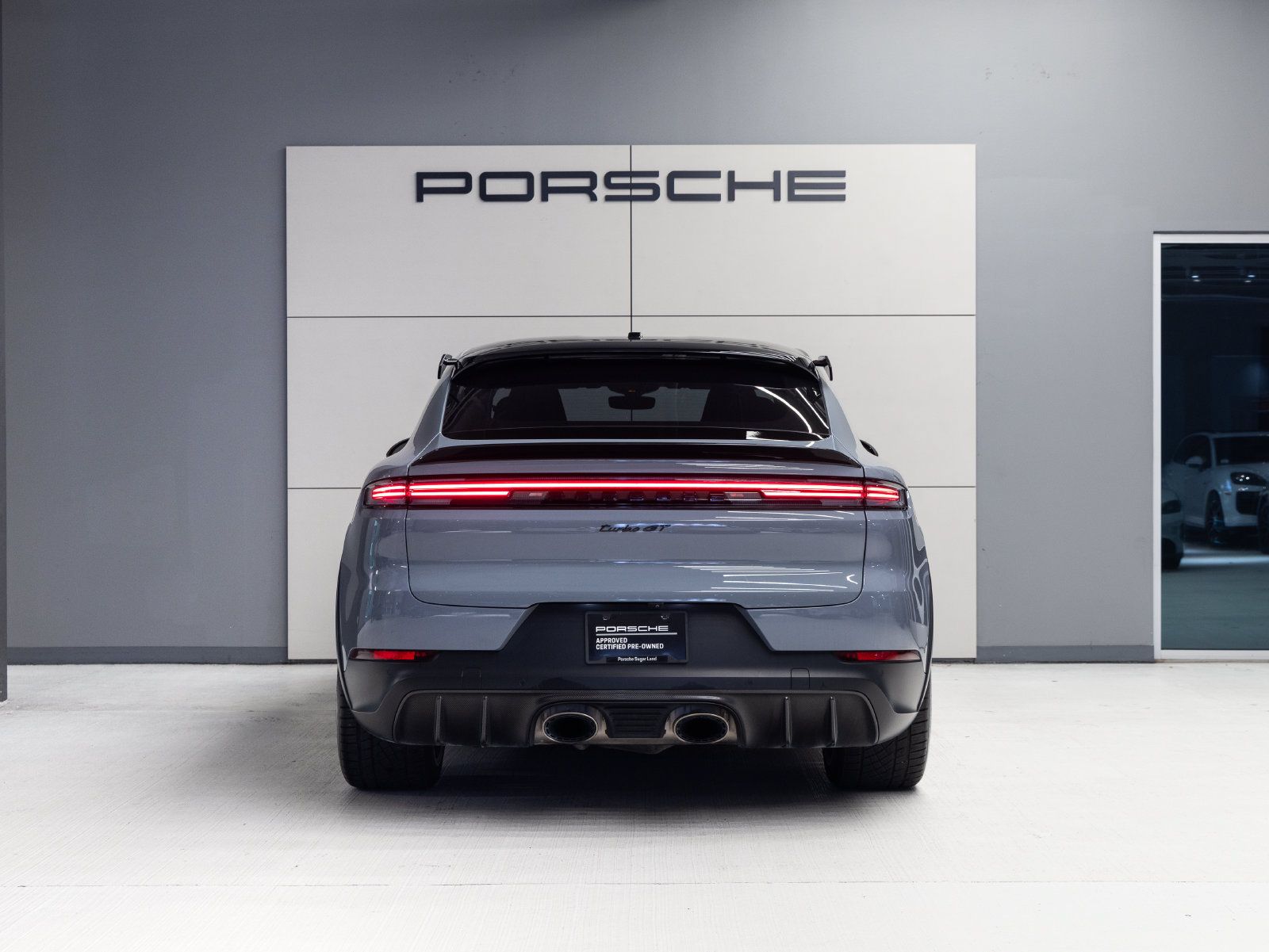 Certified 2024 Porsche Cayenne Turbo GT AWD/4WD image 8