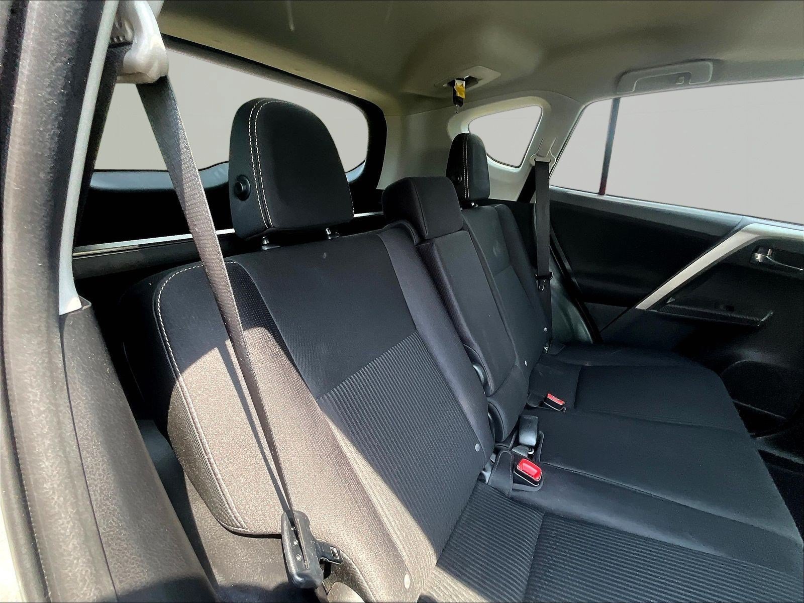 Used 2014 Toyota RAV4 XLE FWD image 24