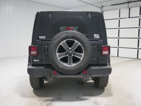 Used 2023 Jeep Wrangler Sahara w/ Cold Weather Group image 8