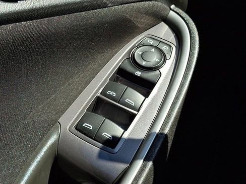 Used 2023 Chevrolet Malibu LT image 31