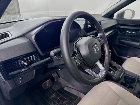 Used 2025 Honda CR-V Sport Touring image 7