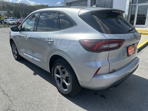 Used 2024 Ford Escape ST-Line w/ Tech Pack #1 image 10