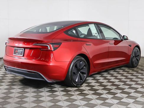 Used 2024 Tesla Model 3 Standard Range RWD image 11