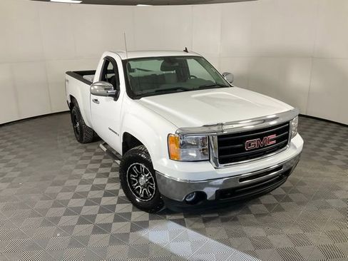 Used 2009 GMC Sierra 1500 W/T w/ SL Package image 38