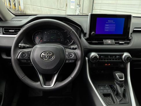 Used 2024 Toyota RAV4 XLE Premium FWD image 14