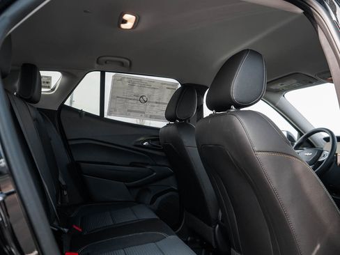 New 2026 Chevrolet Trax LT w/ Driver Confidence Package image 11