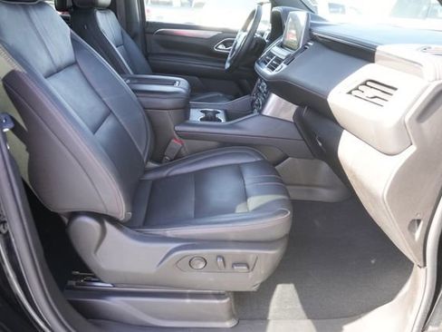 Used 2021 Chevrolet Tahoe RST w/ Luxury Package image 18