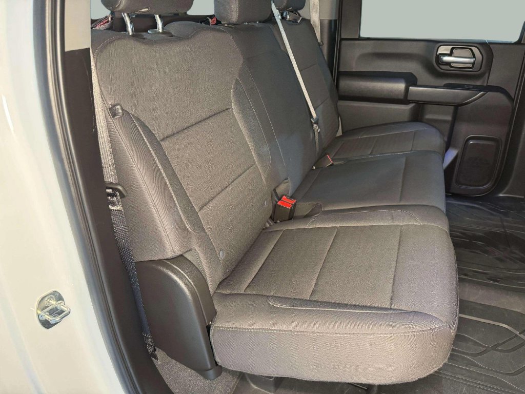Used 2024 Chevrolet Silverado 2500 Custom AWD/4WD image 25